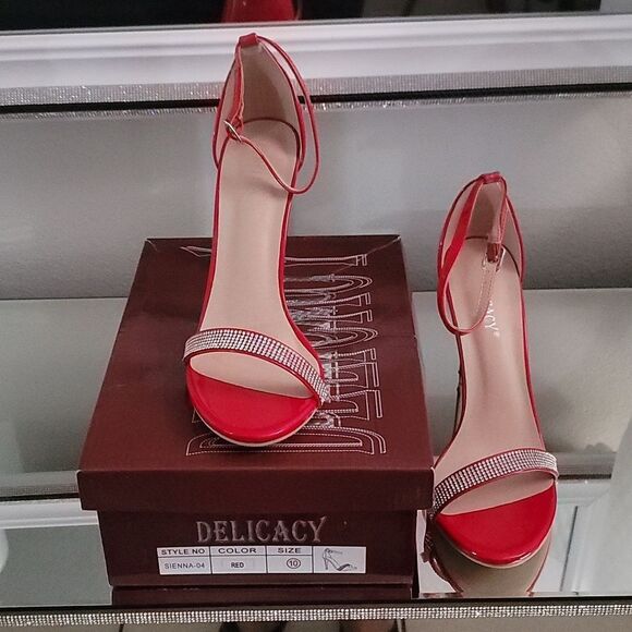 BRAND NEW DELICACY RHINESTONE ANKLE STRAP WOMEN'S HEELS - Picture 14 of 15